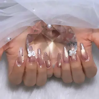 ネイル RE:Bonn所属・salon re:bonnのネイルデザイン