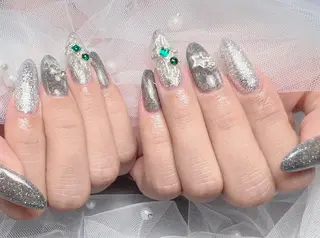 ネイル マジックミラー所属・マジック ミラーのネイルデザイン