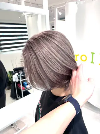 ショート カラー 加藤 佑二のヘアスタイル