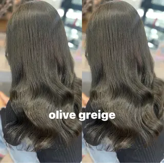 セミロング 🦋ami/浦和 ブリーチカラー🦋のヘアスタイル