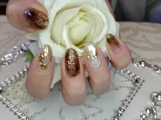 ネイル エステとネイル ローズコンフォートのネイルデザイン