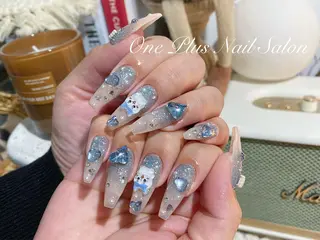 ネイル One Plus Nail Salonのネイルデザイン
