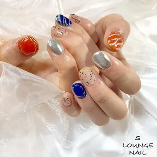 ネイル S LOUNGE NAIL所属・パーツたくさん🍓 SUMIのネイルデザイン