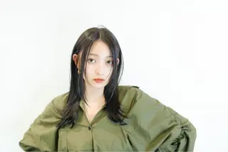 ミディアム カラー opus 店長大和 レイヤー/赤み消しのヘアスタイル