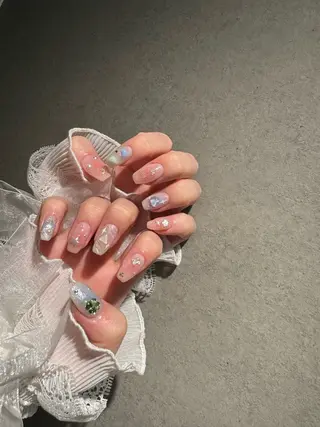 ネイル I-nailロング /ワンホン/キラキラのネイルデザイン