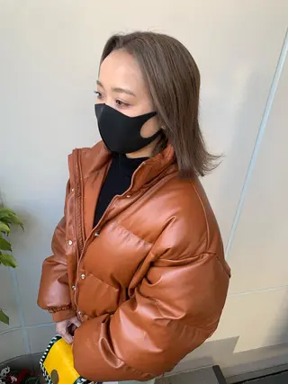 ミディアム カラー 羽エクステ🩷 🤍まき🤍のヘアスタイル