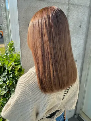 セミロング カラー エクステ／インナー カラー 礒野朱里のヘアスタイル