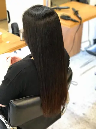 ロング カラー メンズ眉毛ITSUK Iメンズ専門　新宿の眉毛・アイブロウイメージ