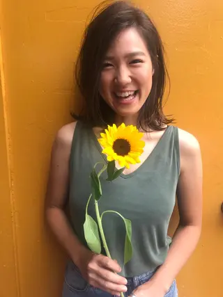 ミディアム さの あやねのヘアスタイル