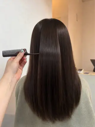 セミロング kii,fiika/ 天神 naho🧦のヘアスタイル