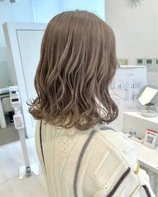 ミディアム カラー ParveMix￤ 大賀さつき🍨🤍のヘアスタイル