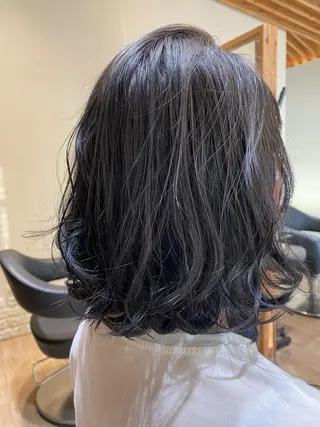 セミロング カラー 関口 友行のヘアスタイル