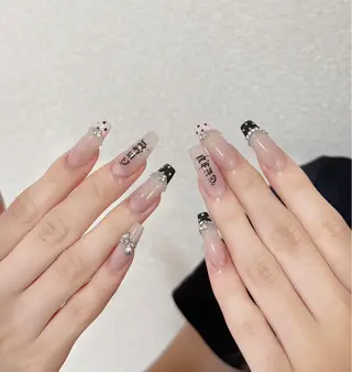 ネイル 小 雨のネイルデザイン