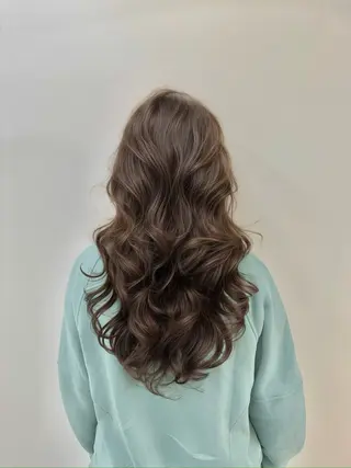 ロング パーマ ARMONY OMOTESANDO所属・コテ巻き風パーマ🌀 佐藤潤希のヘアスタイル