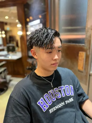 ショート パーマ メンズ BINGO HAIR WORKS 【ビンゴヘアワークス】所属・🎱メンズフェード 特化HYOGA🎱のヘアスタイル