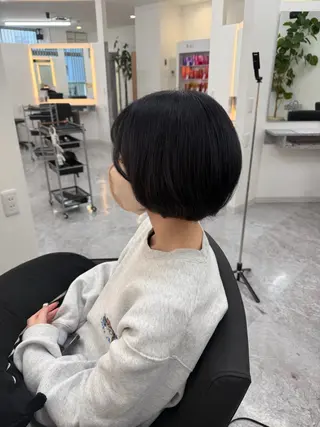 ショート カラー ONE CONCEPT【ワンコンセプト】所属・骨格／顔型／診断／ 伏見／飯味 華菜のヘアスタイル