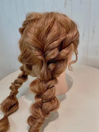 ヘアアレンジ ROCCOeast Rukaのヘアスタイル