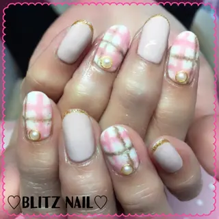 ネイル BLITZ Nail 岩田💅🏻✨のネイルデザイン