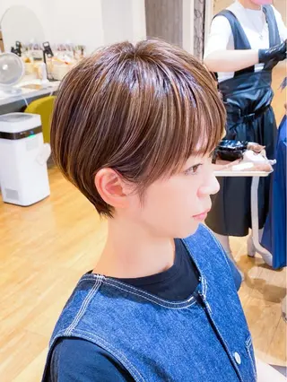 ショート カラー 柳 雄輝のヘアスタイル