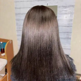 ミディアム 🌙GLITTER 菱沼孝将🌙のヘアスタイル