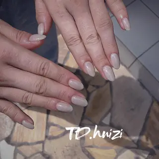 ミディアム めぐみのネイルサロン 惠のネイルデザイン