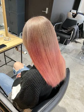 カラー 久永 菫のヘアスタイル