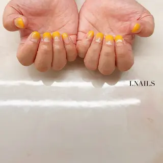 ネイル アイネイルズ所属・早川 梓のネイルデザイン