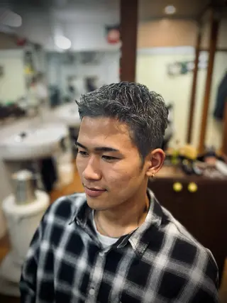 ショート past and new所属・田島 塁のヘアスタイル