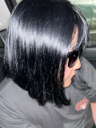 ミディアム Qwali所属・にしむら かなたのヘアスタイル