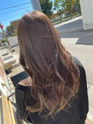 ロング CRACE「店長」 アヤカのヘアスタイル