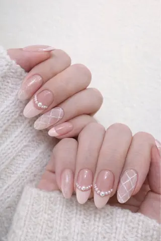 ネイル Roger 舞のネイルデザイン