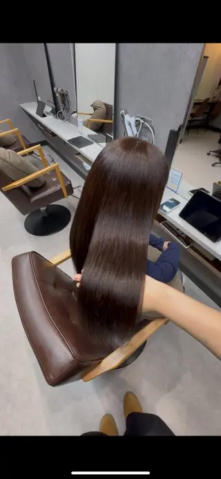 ロング カラー 藤田 陽菜乃のヘアスタイル