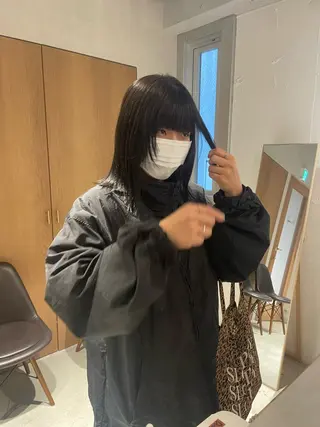 ミディアム カラー mei｜顔まわり ×透明感カラーのヘアスタイル