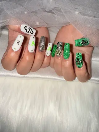 ミディアム 🌹Belle Nail🌹のネイルデザイン