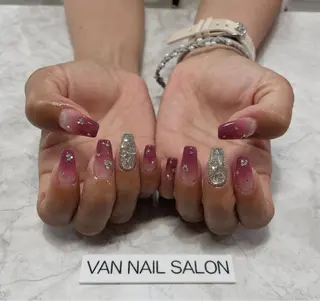 ネイル Van Nail Salonのネイルデザイン