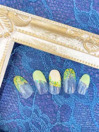 ネイル MonFavori所属・MonFavori 坂田のネイルデザイン