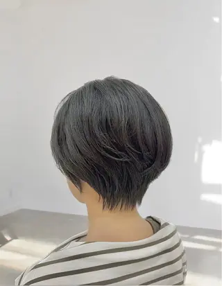 ショート カラー ⭐️小顔ショート⭐️ 大鷲拓海のヘアスタイル