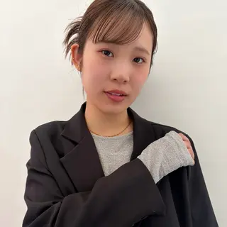 カラー ヘアアレンジ 浅津 菜月のヘアスタイル