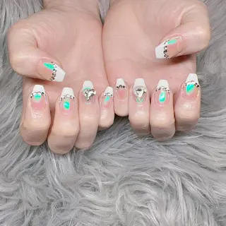 ネイル 個室ネイルサロンDolly Girl〜ドーリーガール〜所属・DollyGirl KYOKOのネイルデザイン