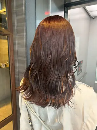 ロング カラー 滝本 和叶のヘアスタイル