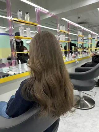 セミロング カラー ヘアアレンジ 💎韓国/ レイヤー カット/ 暖色🫧のヘアスタイル