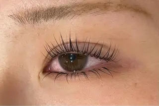 マツエク・マツパ MAQUIA 心斎橋店　川口のマツエク・マツパデザイン