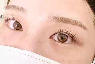 マツエク・マツパ noll【今池駅前】 池田碧花のマツエク・マツパデザイン