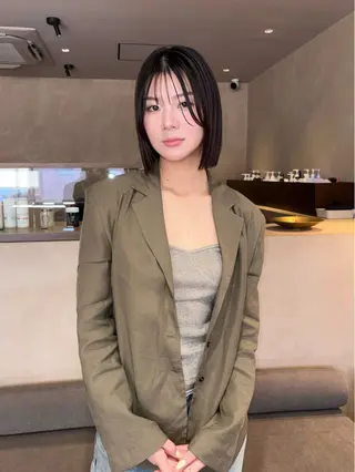 ミディアム ボブ/タイトアレンジ 個性派結婚式アレンジのヘアスタイル