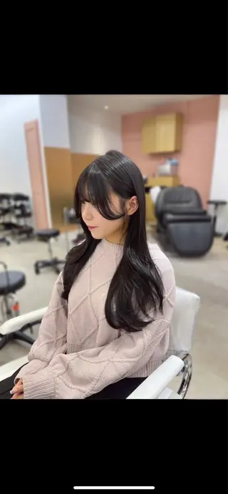 ロング カラー ワンホンレイヤー 福岡天神RAIRAのヘアスタイル