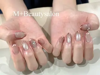 ネイル M+  Beauty Salonのネイルデザイン