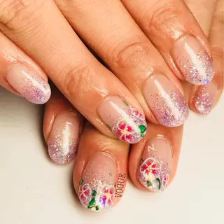 ネイル VOGUE ×SWANのネイルデザイン