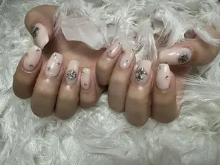 ネイル DEMAIN- 🌹のネイルデザイン