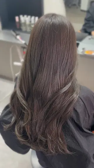 ロング カラー nico麻生 加賀谷 すみれのヘアスタイル