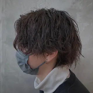 ミディアム パーマ メンズ fifth JINGUMAE所属・波巻きスパイラルパー マ/シャドウパーマ駿のヘアスタイル